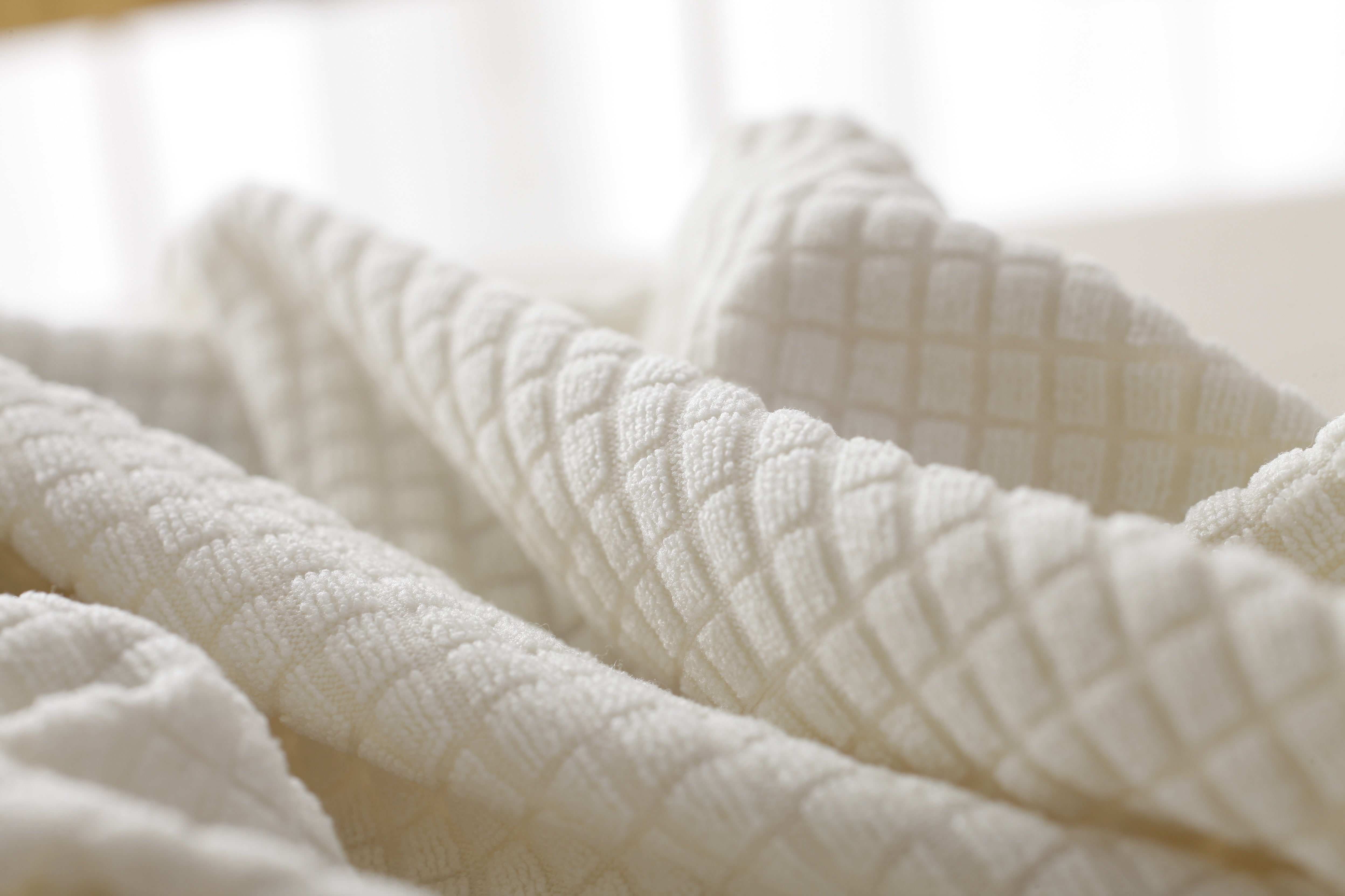 🛋️ Cozy Fleece Slipcovers – Stretch Fit for 1 to 4 Seater Sofas